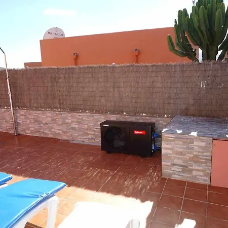 Villa Anju De Tres Con Piscina Corralejo