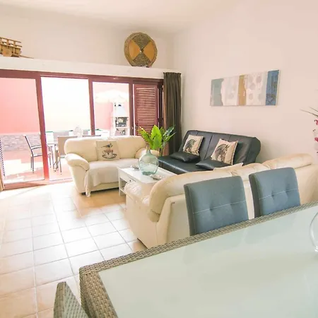Anju De Tres Con Piscina * Corralejo