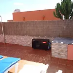 Anju Villas, Tamara Corralejo